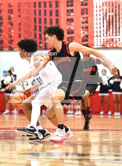 Thumbnail 2 in Las Vegas vs. Spring Valley (NIAA State 4A Semi-Final) photogallery.