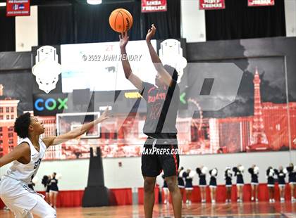 Thumbnail 1 in Las Vegas vs. Spring Valley (NIAA State 4A Semi-Final) photogallery.