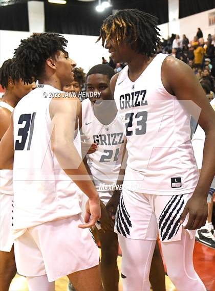 Thumbnail 2 in Las Vegas vs. Spring Valley (NIAA State 4A Semi-Final) photogallery.