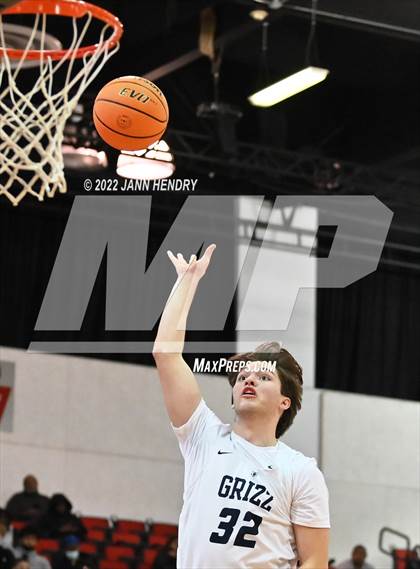 Thumbnail 1 in Las Vegas vs. Spring Valley (NIAA State 4A Semi-Final) photogallery.