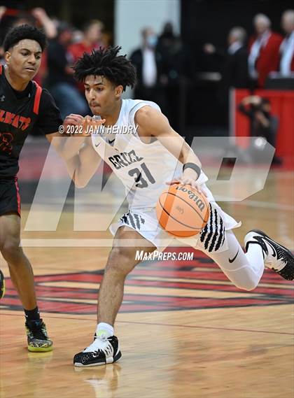 Thumbnail 3 in Las Vegas vs. Spring Valley (NIAA State 4A Semi-Final) photogallery.
