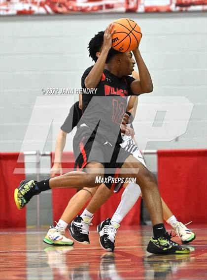 Thumbnail 2 in Las Vegas vs. Spring Valley (NIAA State 4A Semi-Final) photogallery.