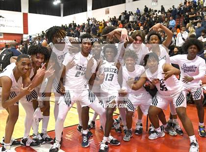 Thumbnail 2 in Las Vegas vs. Spring Valley (NIAA State 4A Semi-Final) photogallery.
