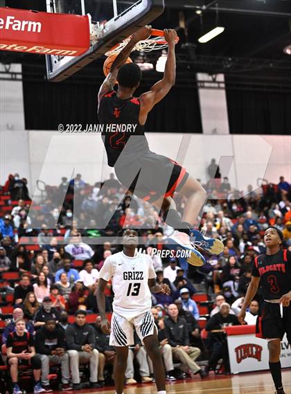 Thumbnail 1 in Las Vegas vs. Spring Valley (NIAA State 4A Semi-Final) photogallery.