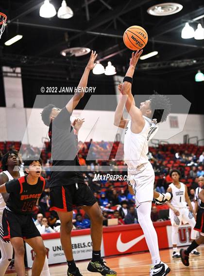 Thumbnail 3 in Las Vegas vs. Spring Valley (NIAA State 4A Semi-Final) photogallery.