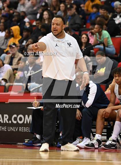 Thumbnail 3 in Las Vegas vs. Spring Valley (NIAA State 4A Semi-Final) photogallery.