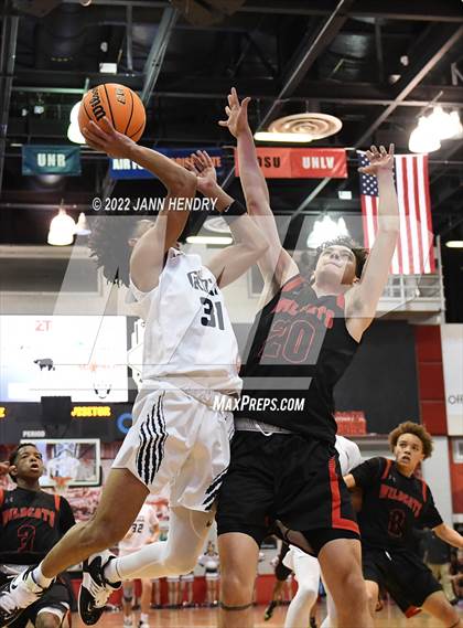 Thumbnail 1 in Las Vegas vs. Spring Valley (NIAA State 4A Semi-Final) photogallery.