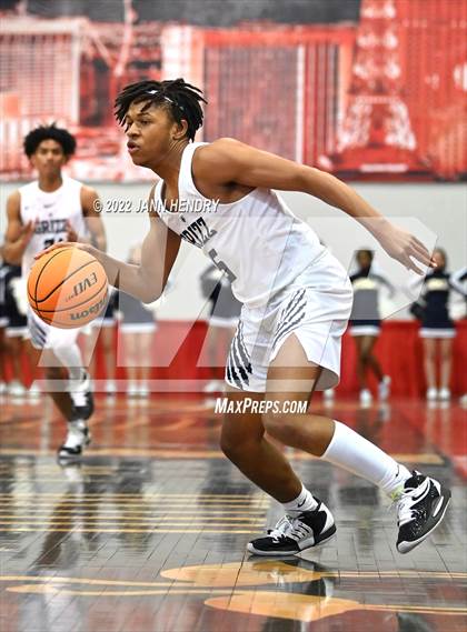 Thumbnail 3 in Las Vegas vs. Spring Valley (NIAA State 4A Semi-Final) photogallery.