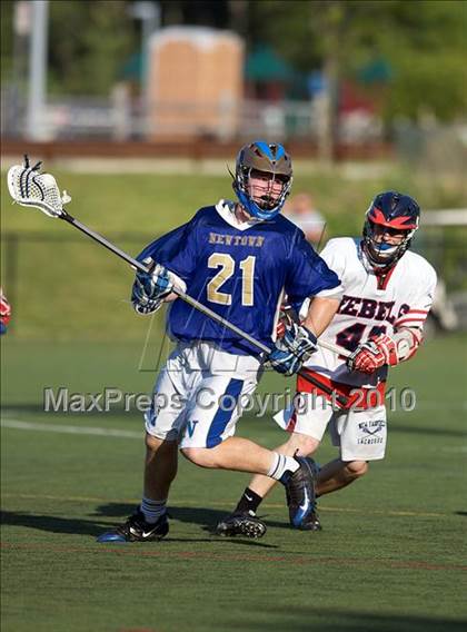 Thumbnail 2 in Newtown vs. New Fairfield (SWC Semifinal) photogallery.