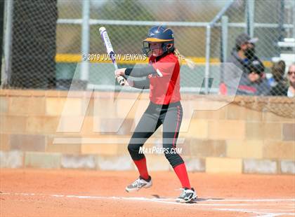 Thumbnail 2 in Mountain View vs Hillcrest (Win The Pitch Tournament) photogallery.