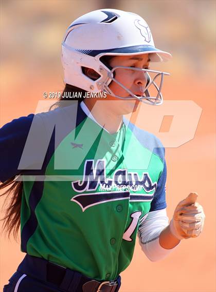 Thumbnail 1 in Mountain View vs Hillcrest (Win The Pitch Tournament) photogallery.