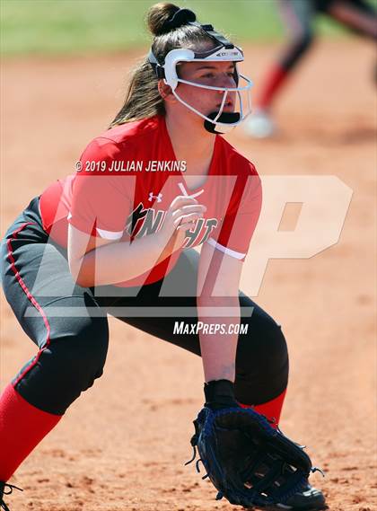 Thumbnail 2 in Mountain View vs Hillcrest (Win The Pitch Tournament) photogallery.