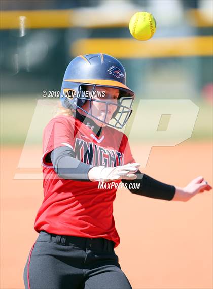 Thumbnail 1 in Mountain View vs Hillcrest (Win The Pitch Tournament) photogallery.