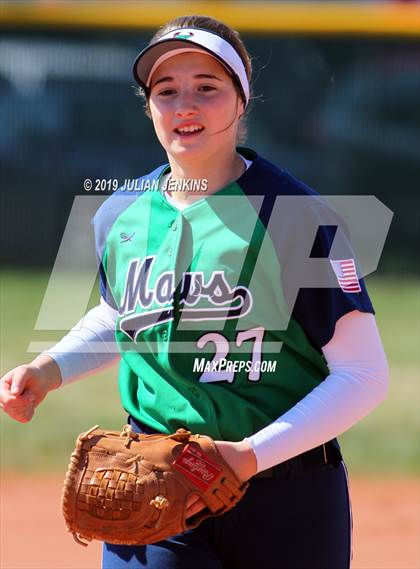 Thumbnail 1 in Mountain View vs Hillcrest (Win The Pitch Tournament) photogallery.