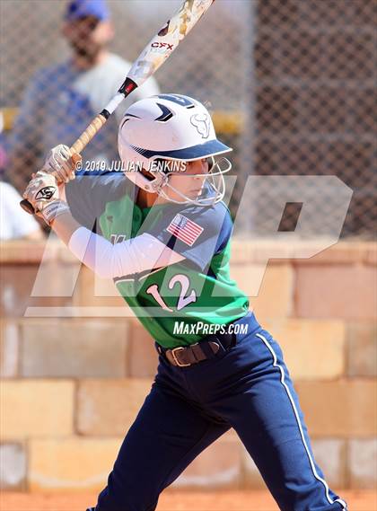 Thumbnail 2 in Mountain View vs Hillcrest (Win The Pitch Tournament) photogallery.