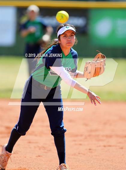 Thumbnail 1 in Mountain View vs Hillcrest (Win The Pitch Tournament) photogallery.