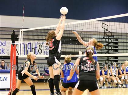 Thumbnail 2 in North Lincoln vs Central Davidson (NCHSAA Playoff Round 2) photogallery.