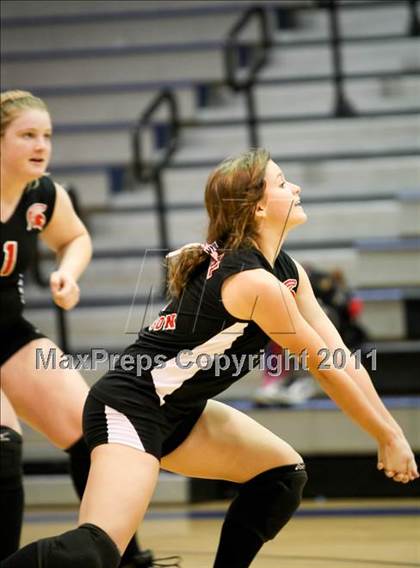 Thumbnail 3 in North Lincoln vs Central Davidson (NCHSAA Playoff Round 2) photogallery.