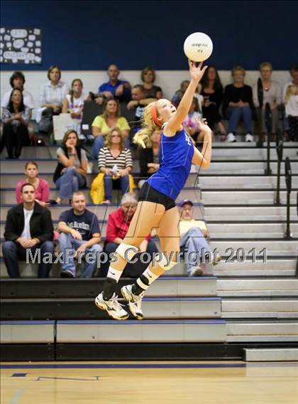 Thumbnail 2 in North Lincoln vs Central Davidson (NCHSAA Playoff Round 2) photogallery.