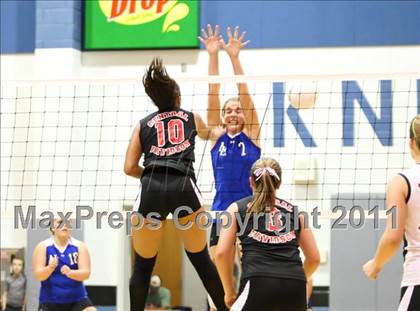 Thumbnail 2 in North Lincoln vs Central Davidson (NCHSAA Playoff Round 2) photogallery.