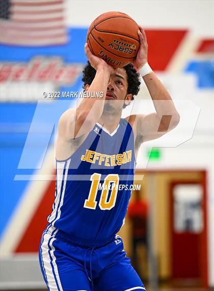 Thumbnail 1 in Jefferson @ Hillsdale photogallery.