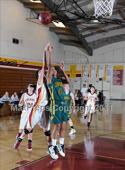 Thumbnail 1 in Arcadia vs Moorpark (La Canada Tournament) photogallery.