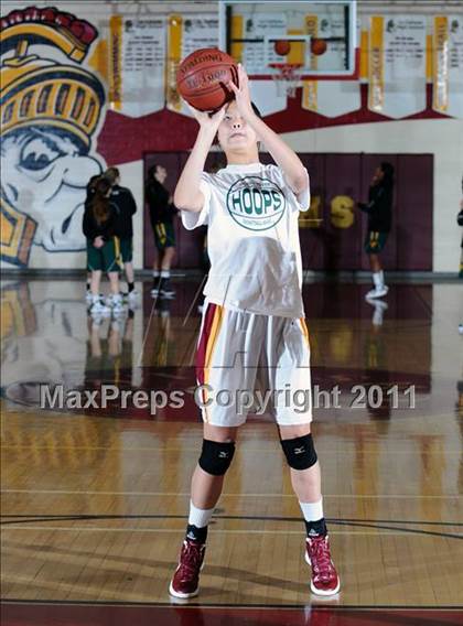 Thumbnail 1 in Arcadia vs Moorpark (La Canada Tournament) photogallery.