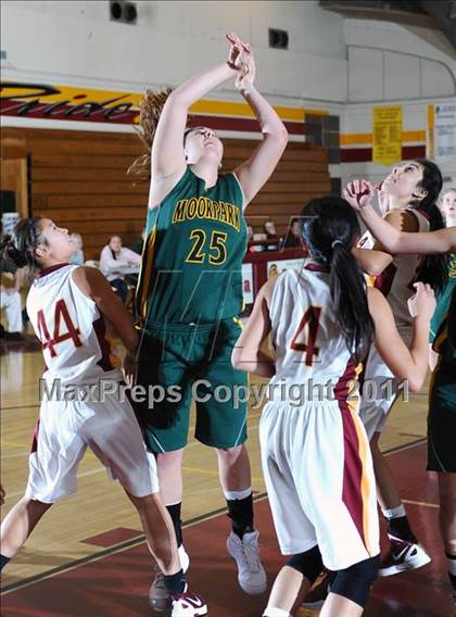 Thumbnail 2 in Arcadia vs Moorpark (La Canada Tournament) photogallery.