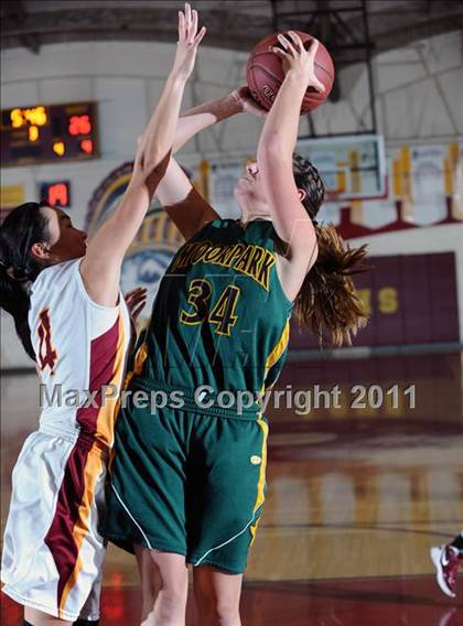 Thumbnail 2 in Arcadia vs Moorpark (La Canada Tournament) photogallery.