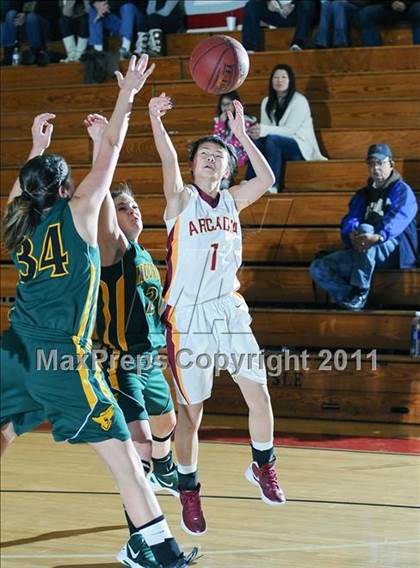Thumbnail 2 in Arcadia vs Moorpark (La Canada Tournament) photogallery.
