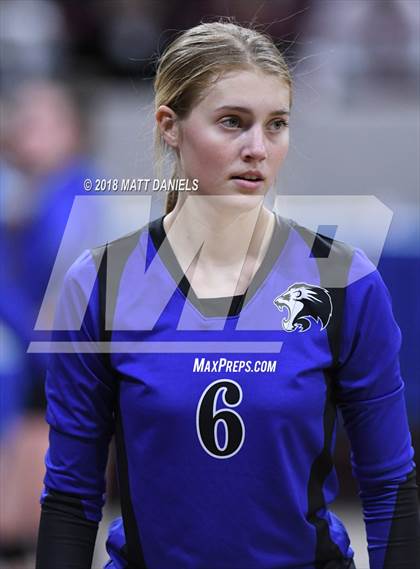 Thumbnail 2 in Lyons vs. Vail Mountain (CHSAA 2A Playoff) photogallery.