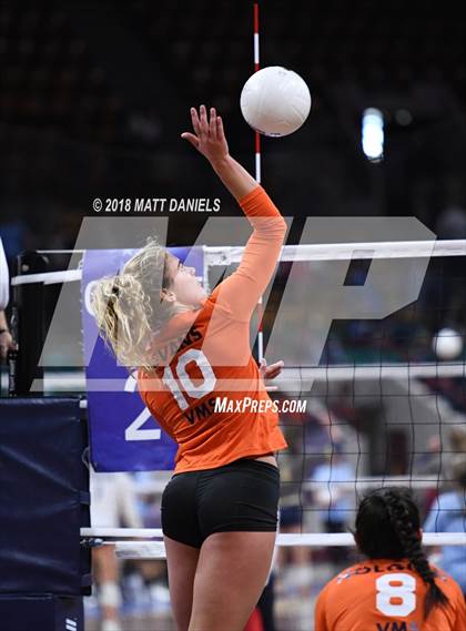 Thumbnail 3 in Lyons vs. Vail Mountain (CHSAA 2A Playoff) photogallery.