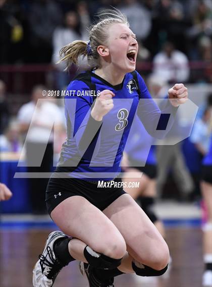 Thumbnail 1 in Lyons vs. Vail Mountain (CHSAA 2A Playoff) photogallery.