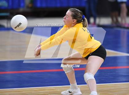 Thumbnail 1 in Lyons vs. Vail Mountain (CHSAA 2A Playoff) photogallery.