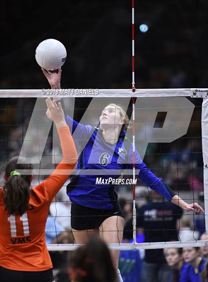 Thumbnail 2 in Lyons vs. Vail Mountain (CHSAA 2A Playoff) photogallery.
