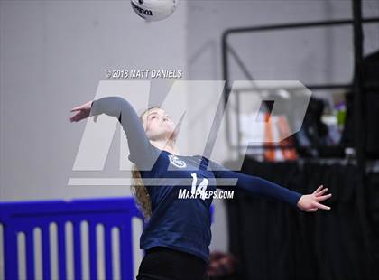 Thumbnail 2 in Lyons vs. Vail Mountain (CHSAA 2A Playoff) photogallery.