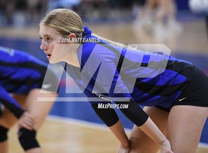 Thumbnail 3 in Lyons vs. Vail Mountain (CHSAA 2A Playoff) photogallery.