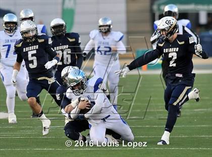Thumbnail 3 in Central Catholic vs. San Marino (CIF State Open Division Small School Final) photogallery.