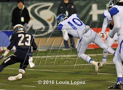 Thumbnail 3 in Central Catholic vs. San Marino (CIF State Open Division Small School Final) photogallery.