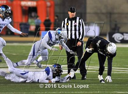 Thumbnail 3 in Central Catholic vs. San Marino (CIF State Open Division Small School Final) photogallery.