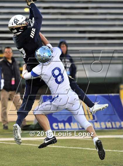 Thumbnail 2 in Central Catholic vs. San Marino (CIF State Open Division Small School Final) photogallery.