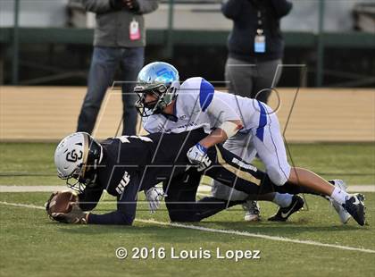 Thumbnail 2 in Central Catholic vs. San Marino (CIF State Open Division Small School Final) photogallery.