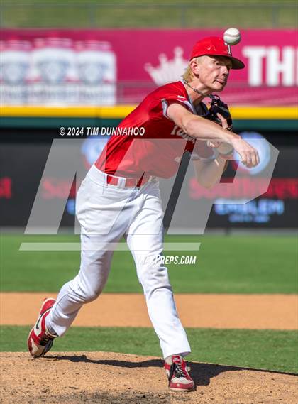 Thumbnail 2 in Pearland vs. Tomball (UIL 6A Baseball Final) photogallery.