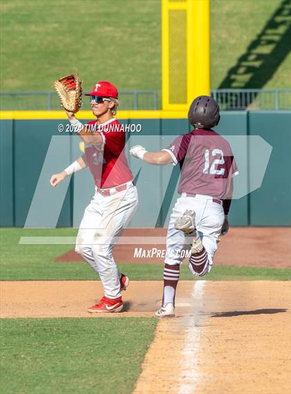 Thumbnail 3 in Pearland vs. Tomball (UIL 6A Baseball Final) photogallery.