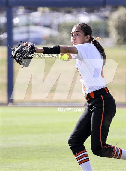 Thumbnail 3 in Wasco vs. Monache (CIF CS Division III Championship) photogallery.