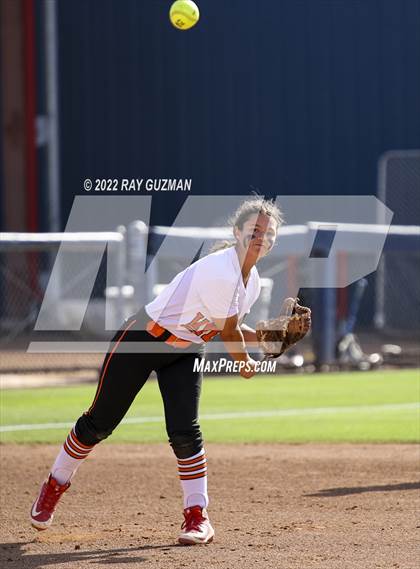Thumbnail 1 in Wasco vs. Monache (CIF CS Division III Championship) photogallery.