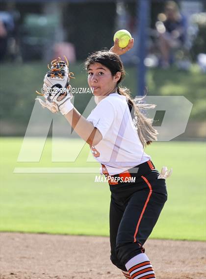 Thumbnail 3 in Wasco vs. Monache (CIF CS Division III Championship) photogallery.