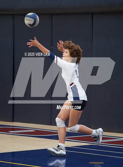 Thumbnail 3 in JV: Bentley @ College Prep photogallery.