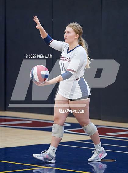 Thumbnail 2 in JV: Bentley @ College Prep photogallery.