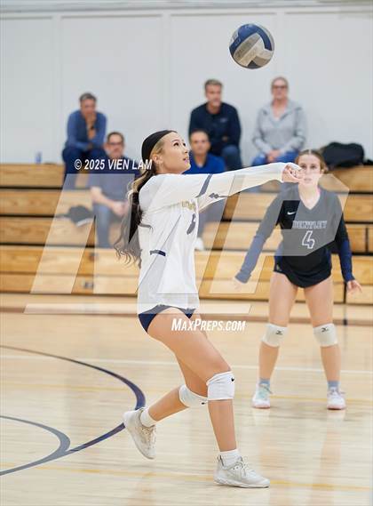 Thumbnail 2 in JV: Bentley @ College Prep photogallery.